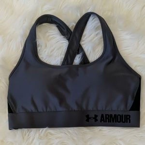 Under Armourr Sports Bra, padded